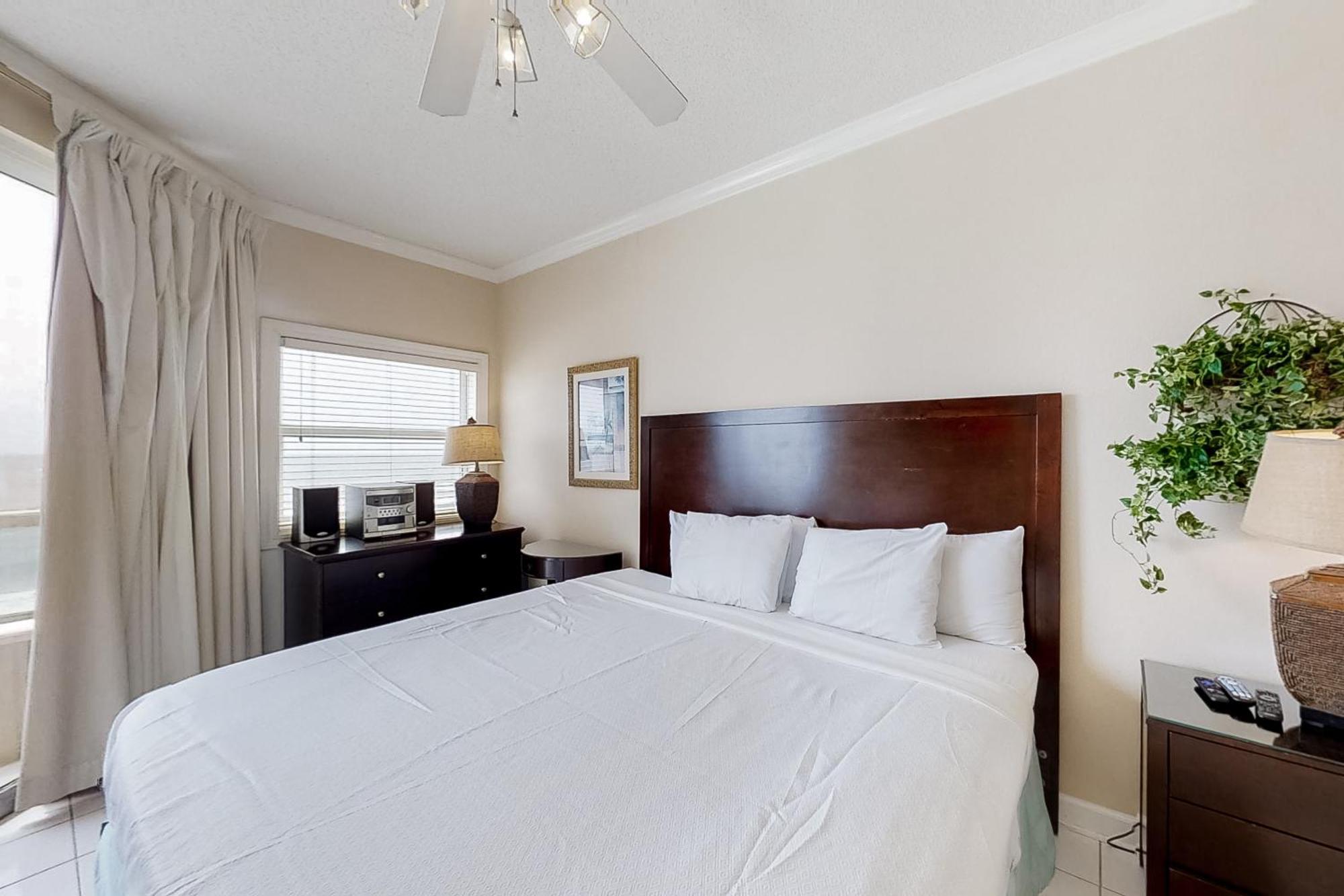 The Enclave 606 Apartment Ориндж Бийч Екстериор снимка